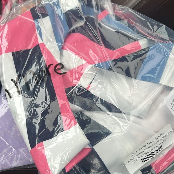 Coral Multi Abstract Printed Colorblock Blazer Vest - Picture 4 of 4